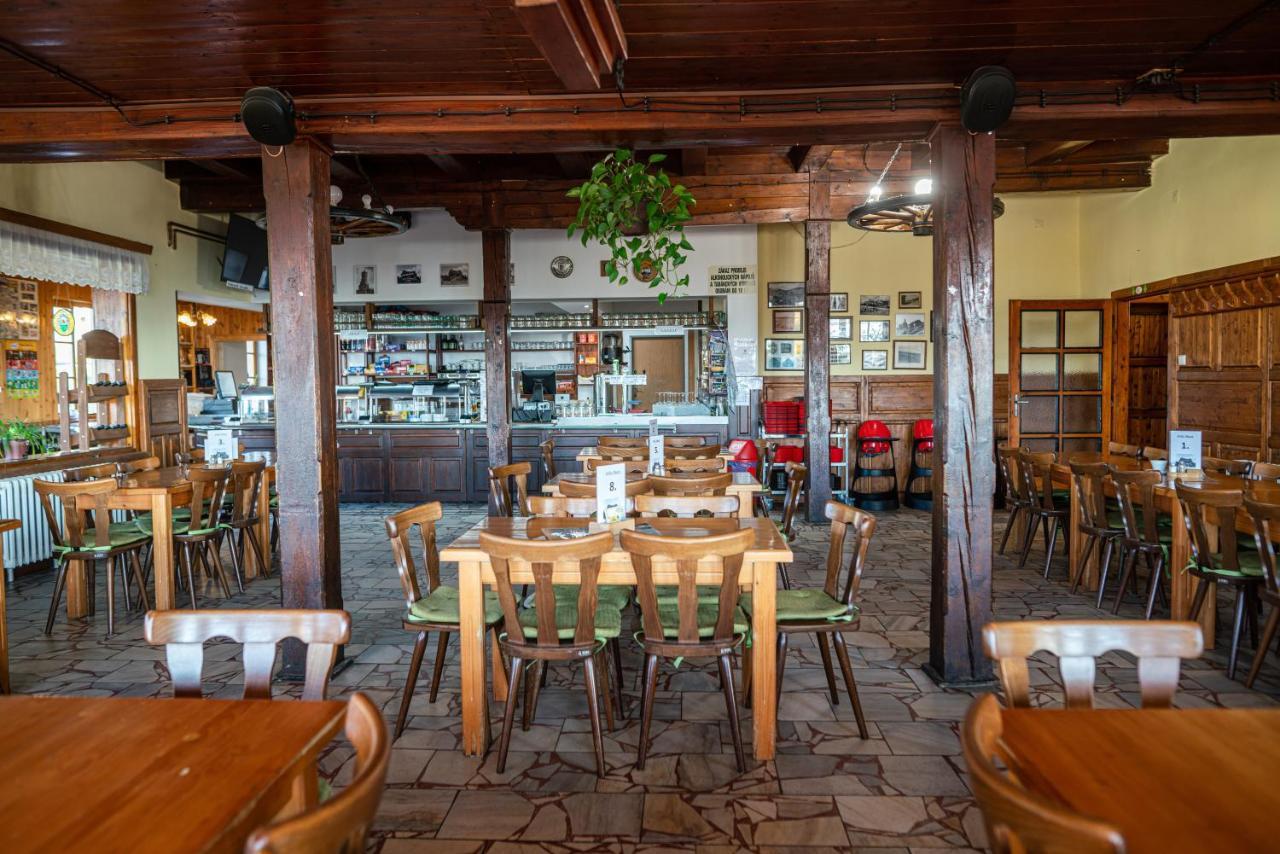 Horsky Hotel Paprsek Staré Město Εξωτερικό φωτογραφία