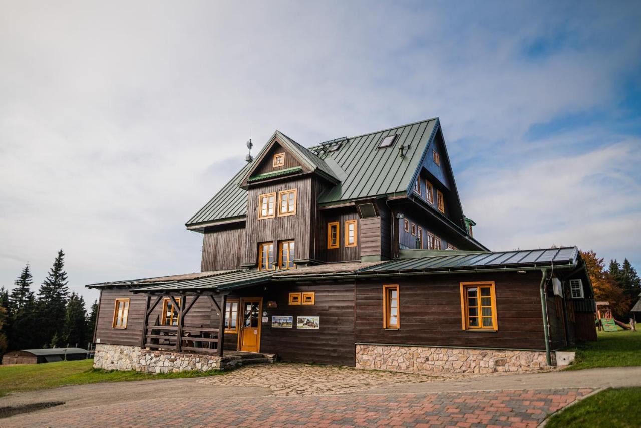Horsky Hotel Paprsek Staré Město Εξωτερικό φωτογραφία